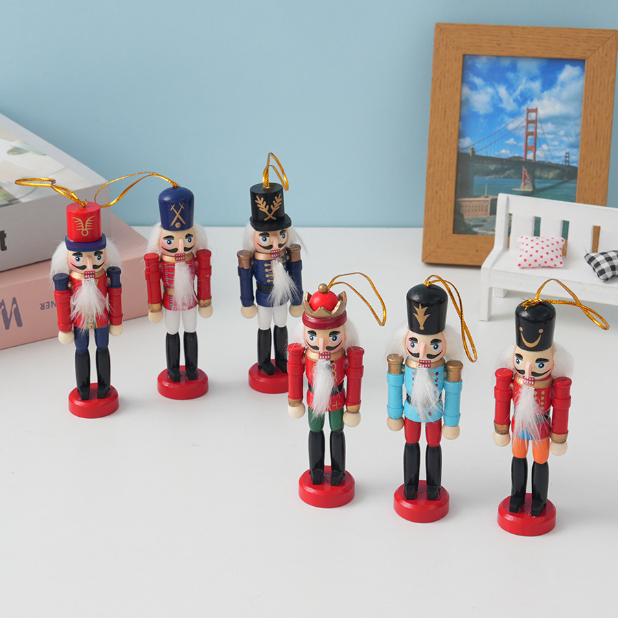Conjunto de 6 Pendentes de Sol - Nutcracker Figurine avaliação e preço